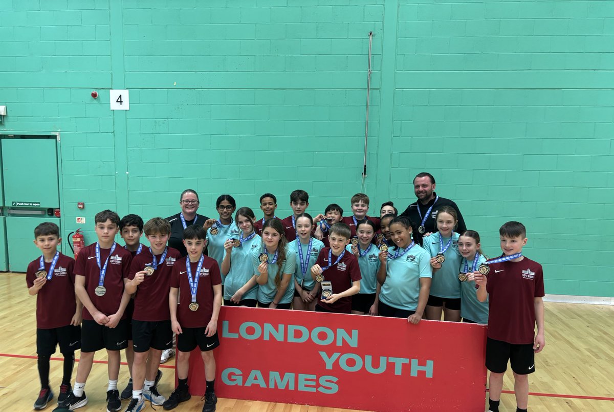 Lady Bankes Primary tweet media