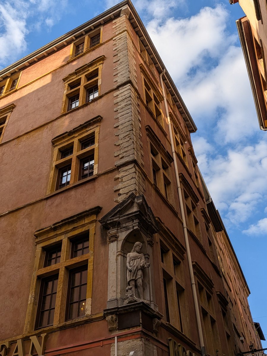 DevteamLife tweet media