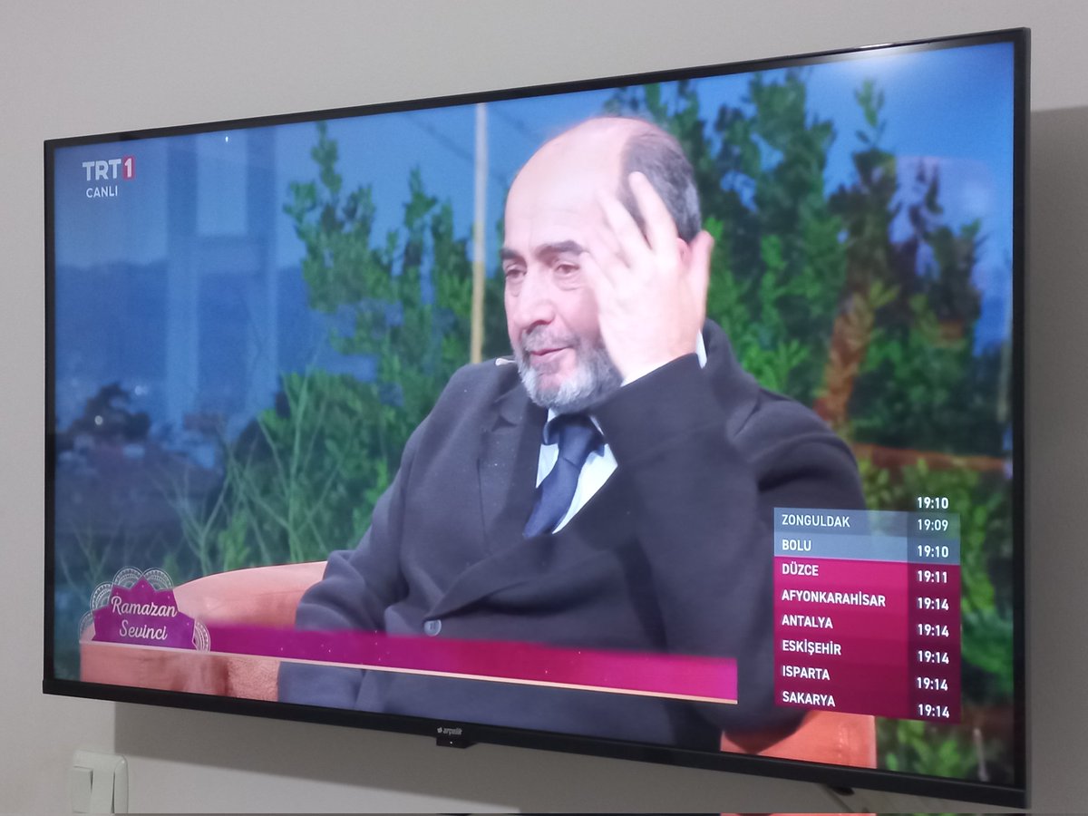 kadızâdeli tweet media