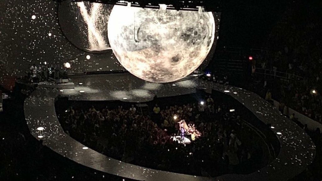 elisha ☾ | saw 5sos☆ tweet media