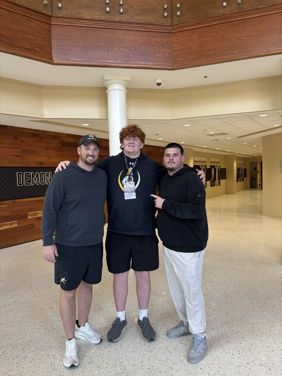 Clayton Lee tweet media