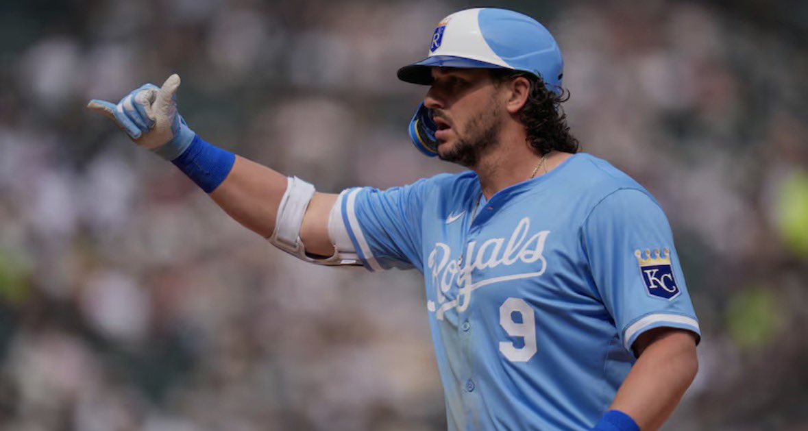 Royals Countdown tweet media