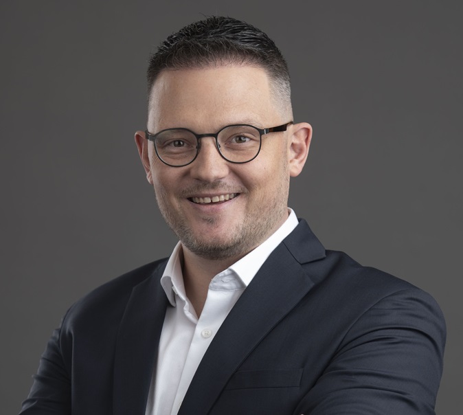 POWER 98.7 tweet media