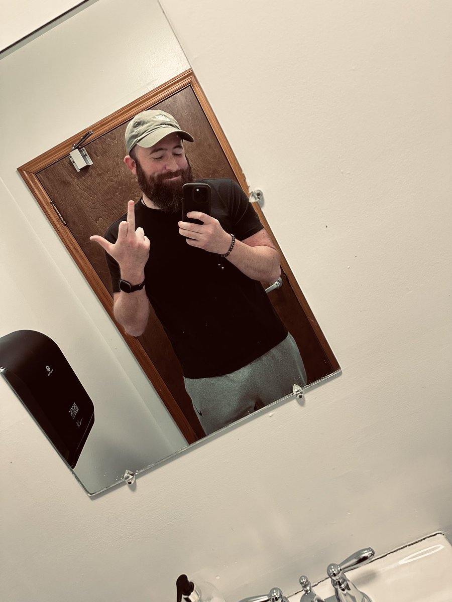 OleSaintPat tweet media