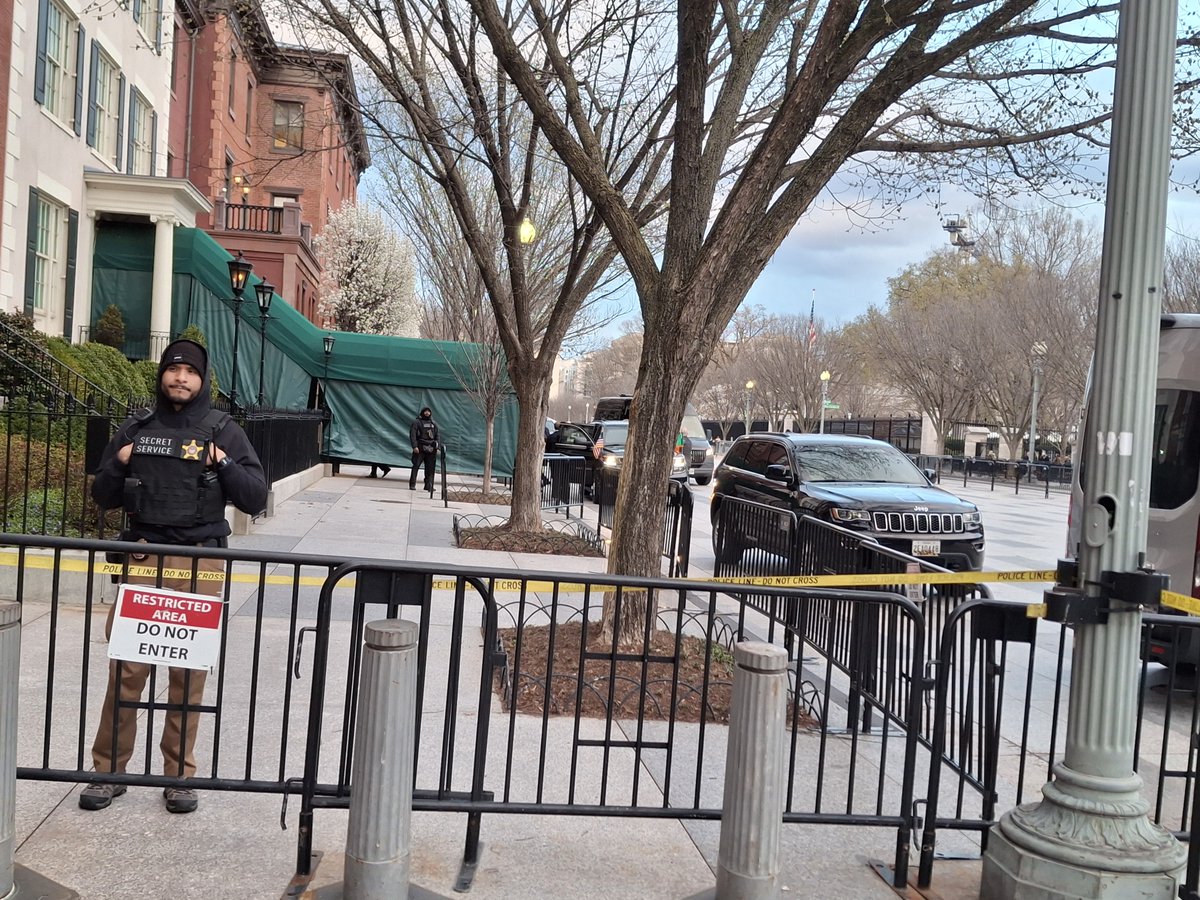 Edward P. Moser tweet media