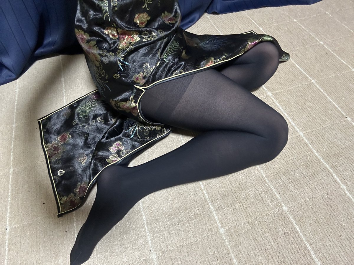 ikuu_96's tweet photo. 赤と黒どっちが好きー？
個人的には黒色がかわいい🩷 https://t.co/vJ4aO7U3pw