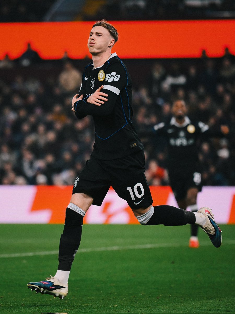 🚨 Top 10 Highest Paid Players at Chelsea 

10. Tosin Adarabioyo — £120,000/week
9. João Pedro — £125,000/week
8. Cole Palmer — £130,000/week
7. Moisés Caicedo — £150,000/week
6. Pedro Neto — £160,000/week
5. Marc Cucurella — £175,000/week
4. Enzo Fernández — £180,000/week.....