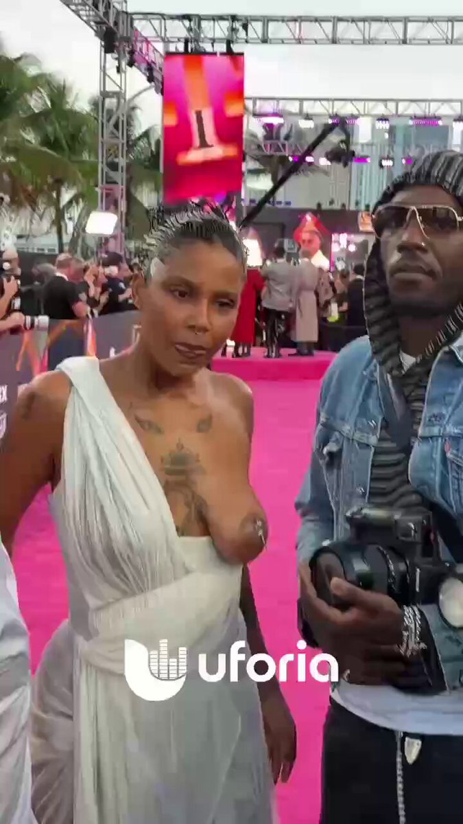 🧎S-L-E-E-K-Y🐐🎧 tweet media