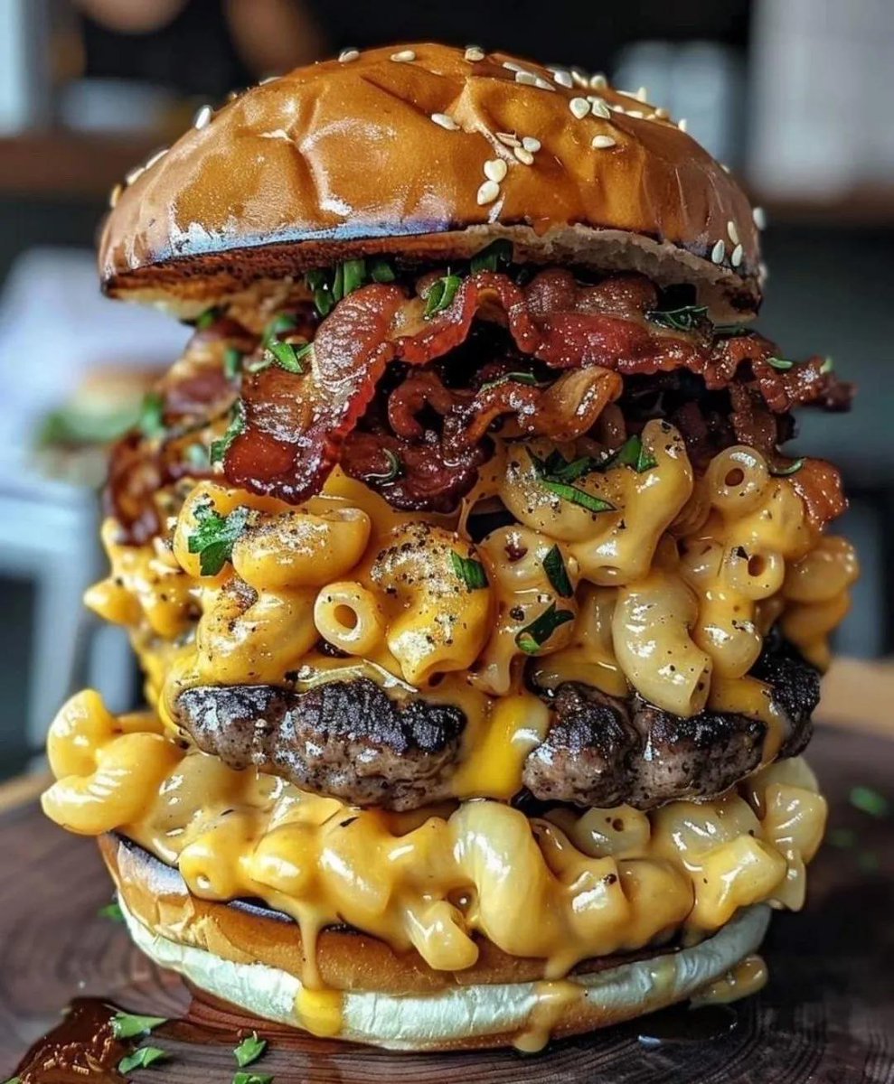 french_latino's tweet photo. 😂😂😂😂😂#burgerweek https://t.co/4iEScfH68P