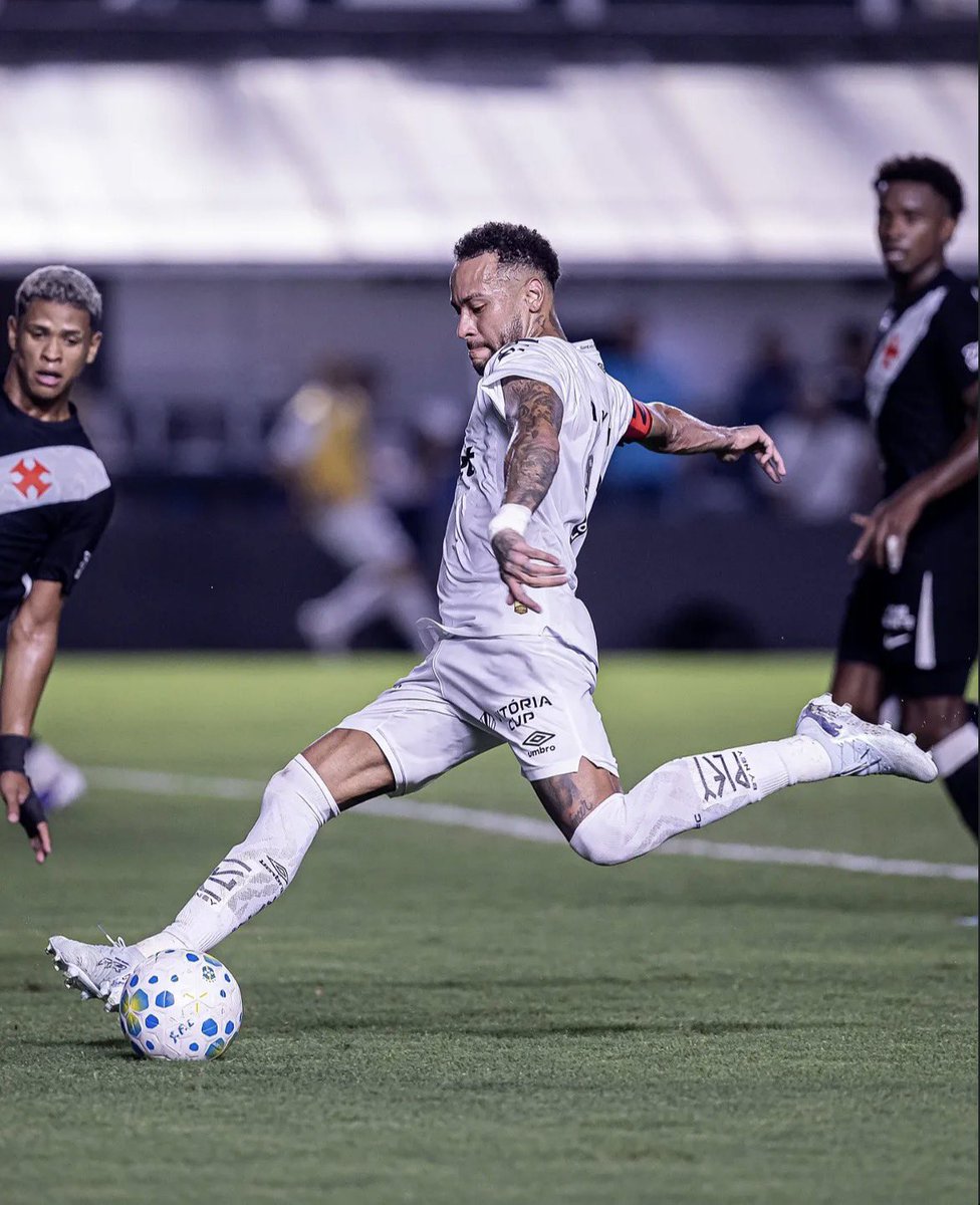 Team Neymar tweet media