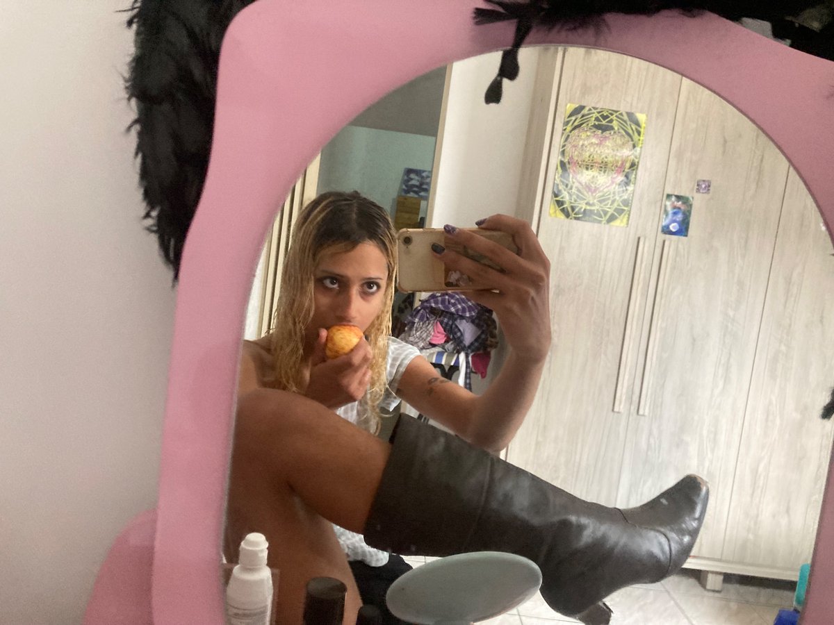 𝓒𝓾𝓽𝓲𝓮 tweet media