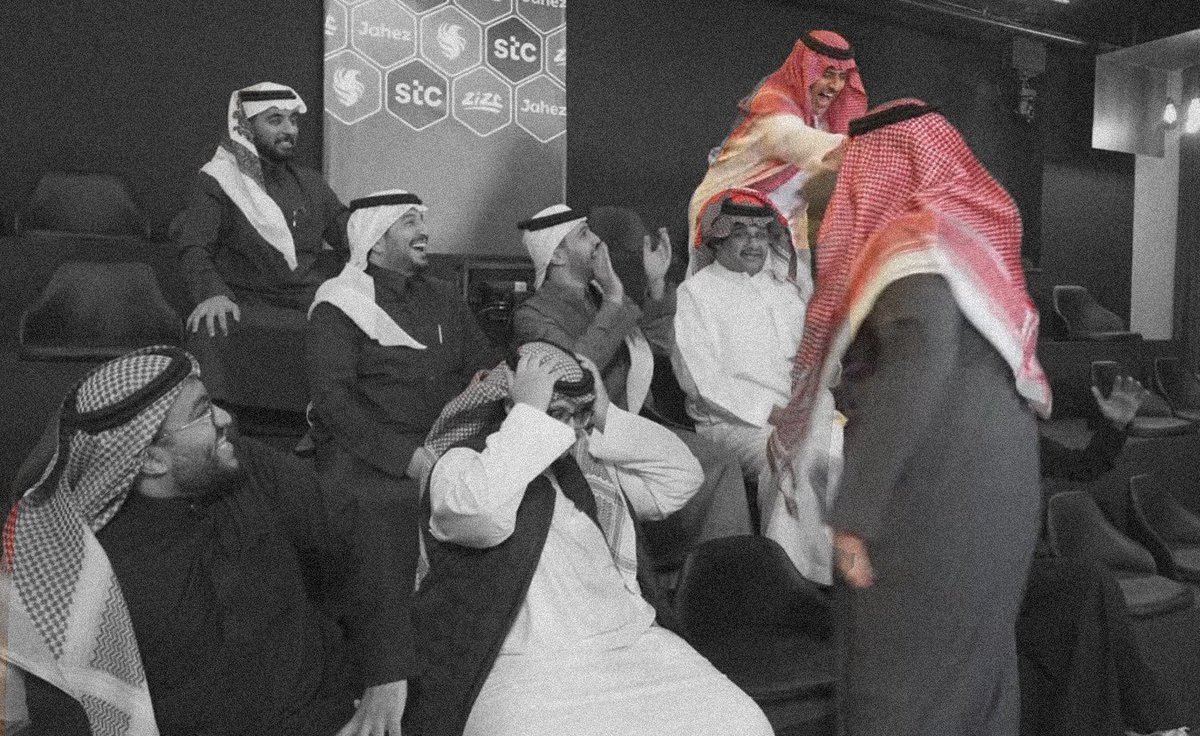 ⓘ 𝗟𝗨𝗖𝗞𝗬 tweet media