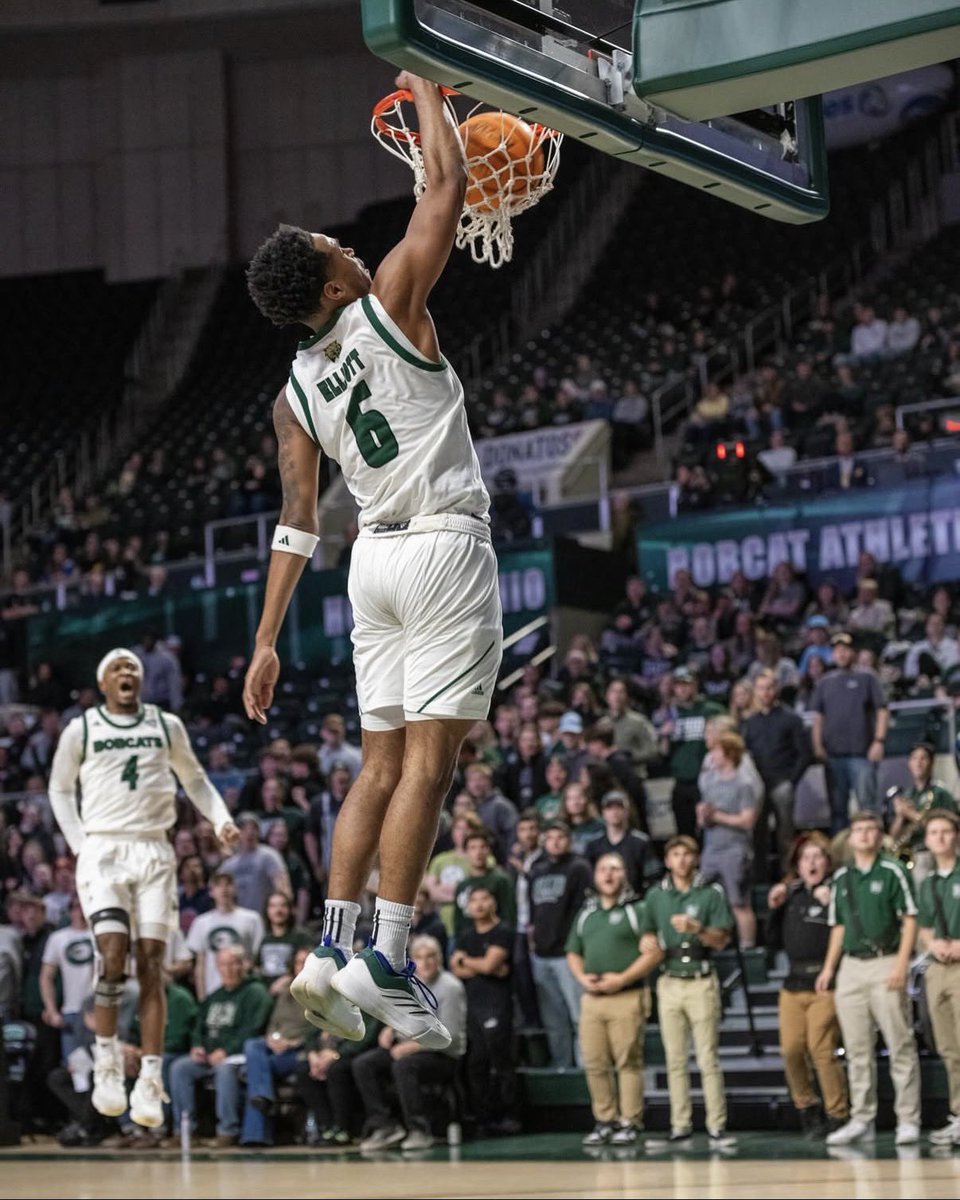 tobias_bass's tweet photo. NEWS: Elijah Elliott (Ohio) plans to enter the transfer portal, his agent @Ryanmurphhoop tells @TheAthleticCBB

He averaged 4.1 points, 3.5 rebounds and 2.0 assists per game @ThePortalReport @VerbalCommits https://t.co/CdNtMsayjz
