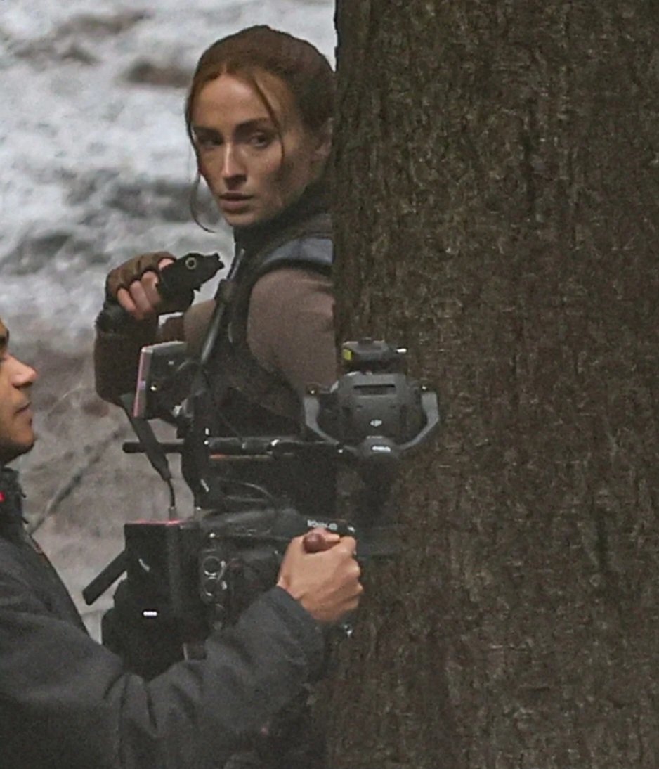 best of sophie turner tweet media