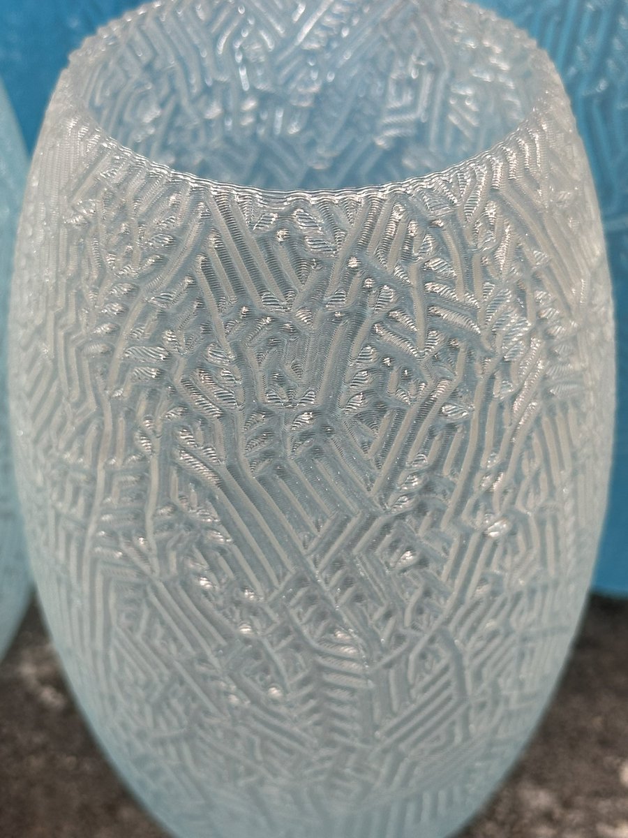 DaveMakesStuff tweet media