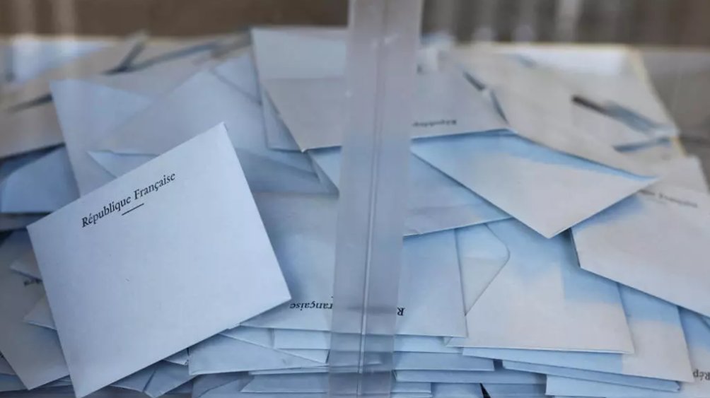 RFI Décryptage tweet media