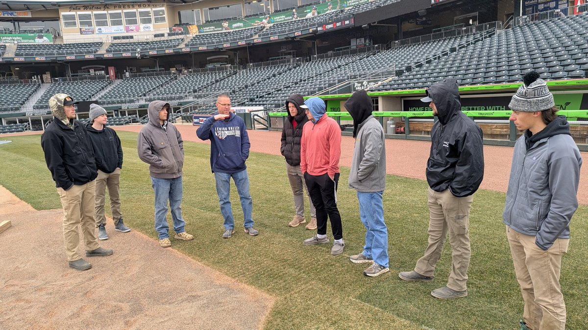 Doug Linde tweet media