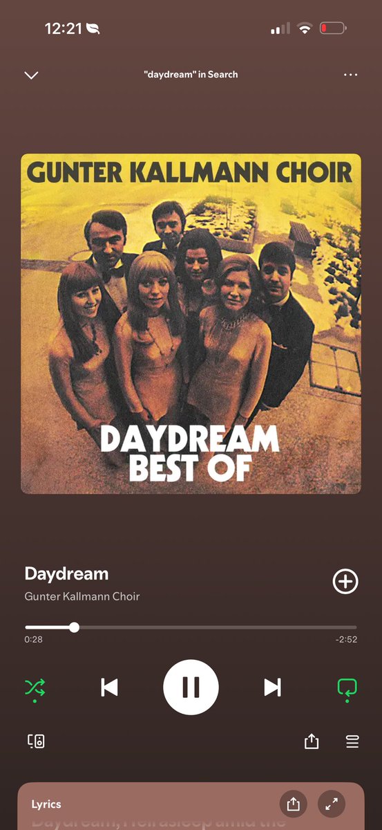 ashenroast's tweet photo. @dailyevanescian DAYDREAM ??? https://t.co/VUWoIxkKGN