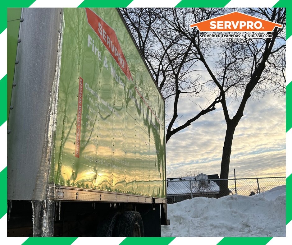 SERVPRO_EBW's tweet image. 📸 Being a 24/7 restoration provider gives us some pretty cool views! Special shoutout to our Restoration Supervisor, Will, for these 'From the Field' shots!

#servproteamdavis #fromthefield #waterdamagewednesday #cleaningrestorationconstruction #firewatermold