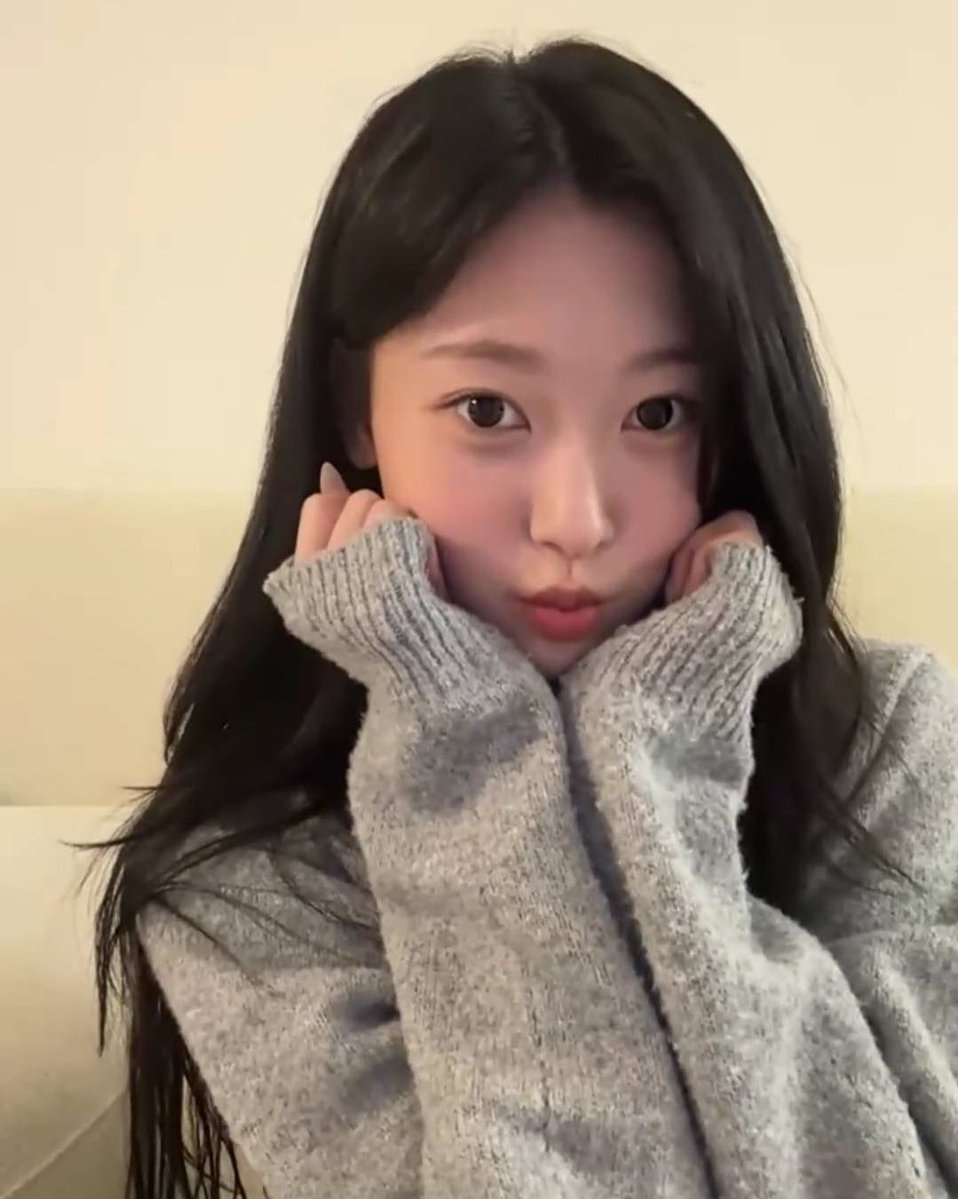 choerry pics tweet media