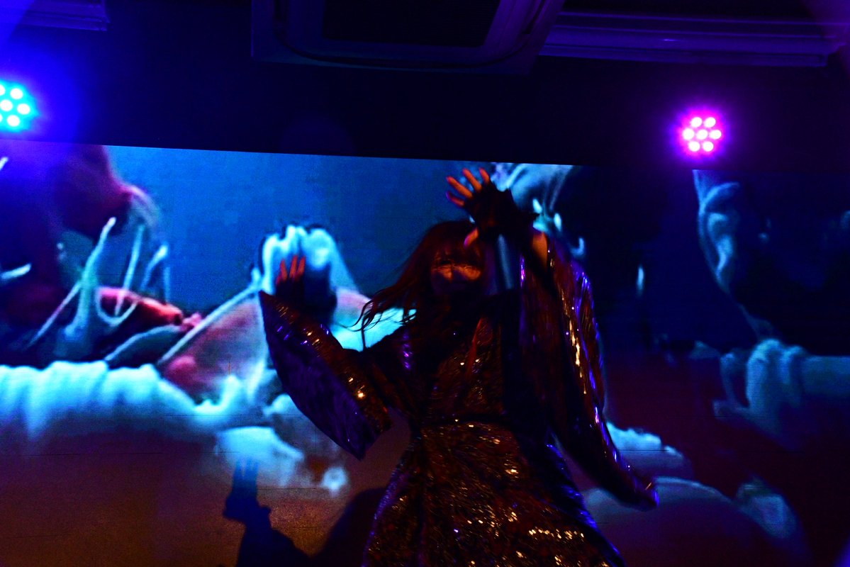 倖田李梨 tweet media