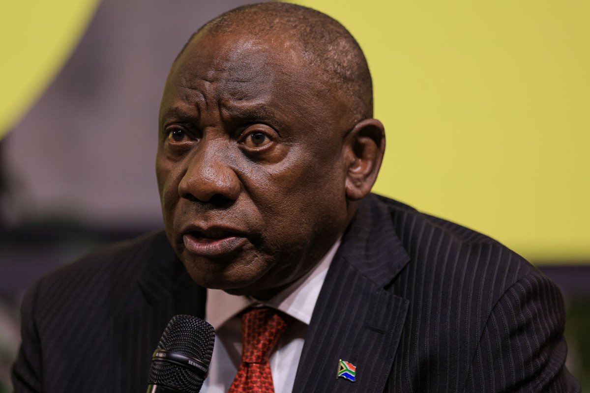 Xoli Mngambi tweet media