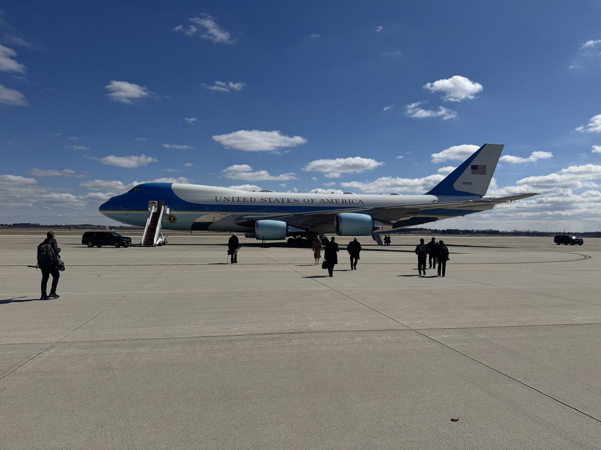 Bernd Debusmann Jr tweet media