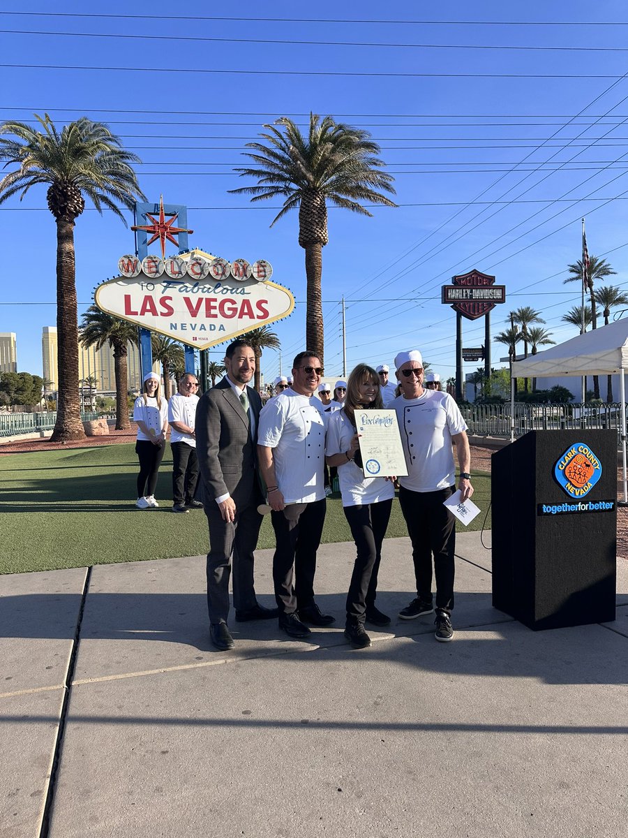 Michael Naft tweet media