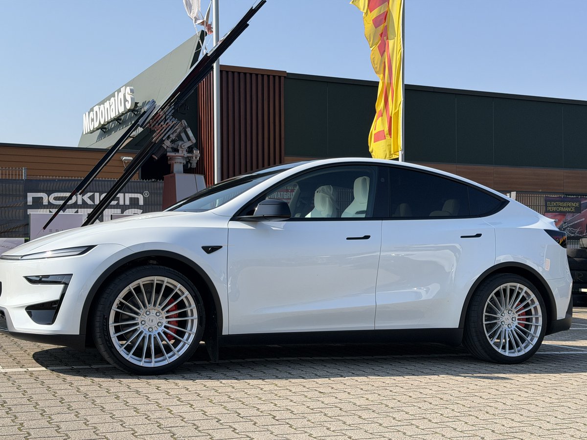 Reifen Reber tweet media