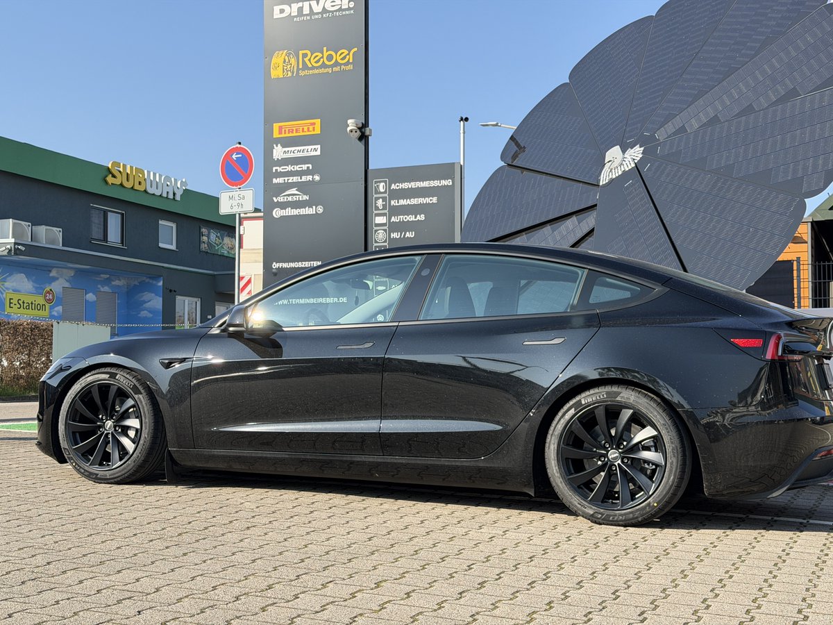 Reifen Reber tweet media