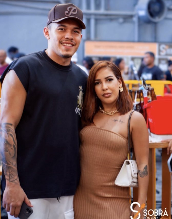 napaulaa89's tweet photo. Casal bonito da porra. ❤️ https://t.co/q3qtICBBiL
