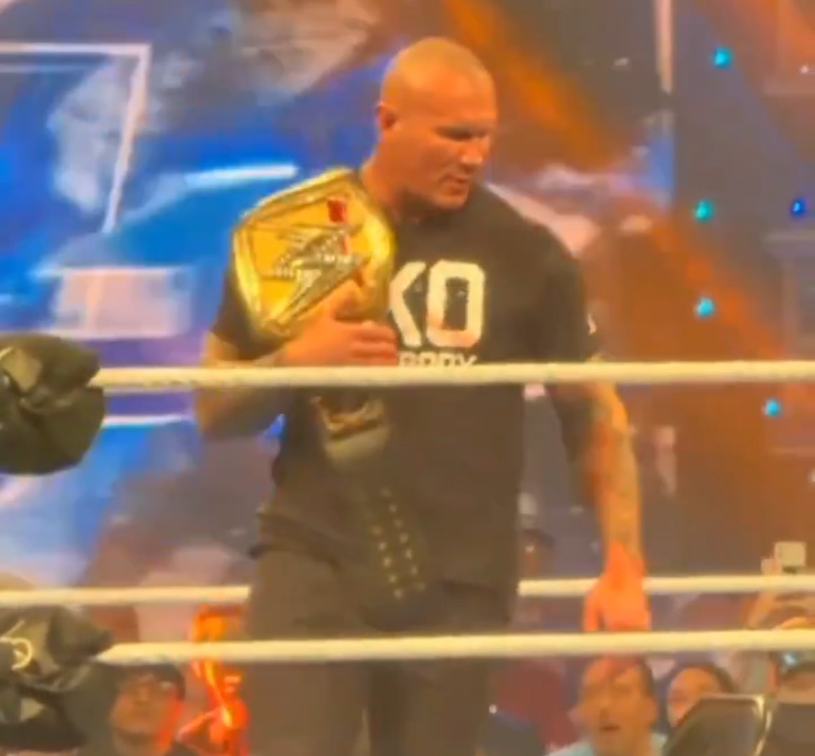 Roman Reigns SZN 💥 tweet media