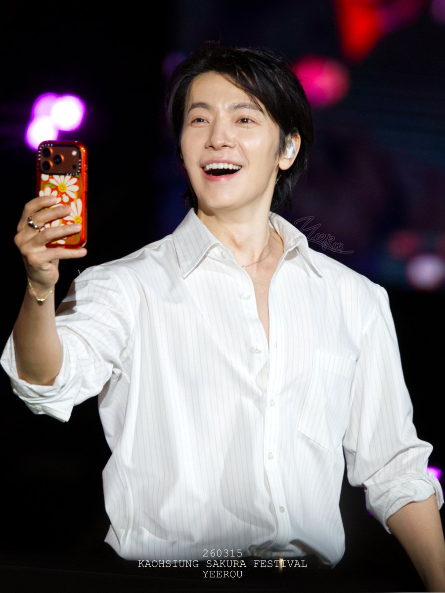 YEEROU💙 tweet media