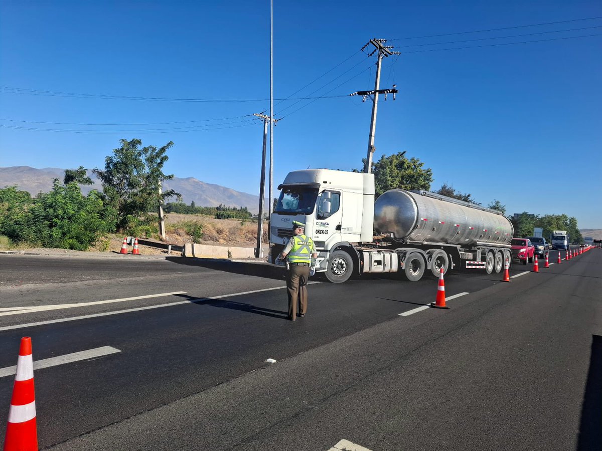 Carabineros Tránsito tweet media