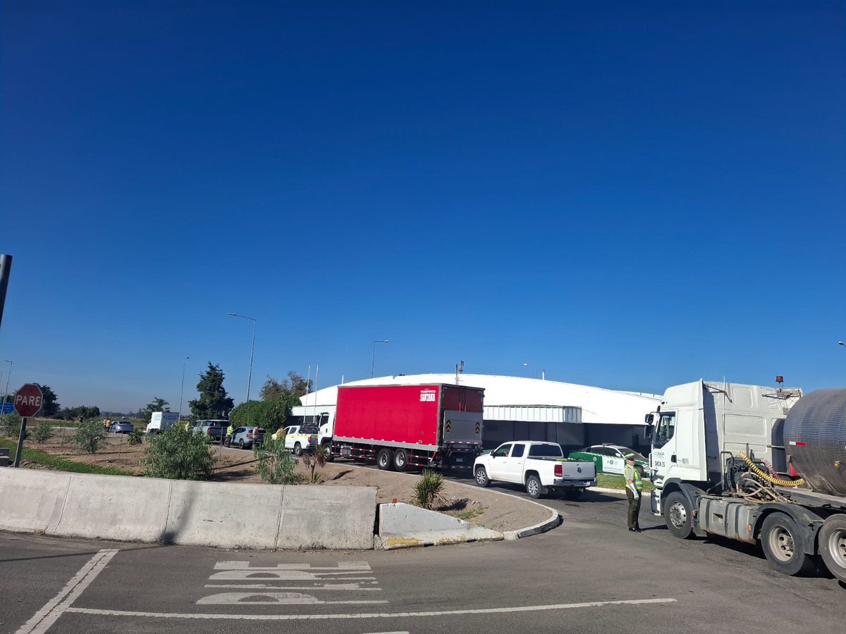 Carabineros Tránsito tweet media