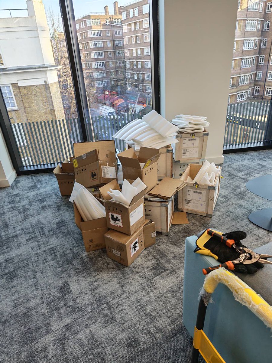 HONOR UK tweet media