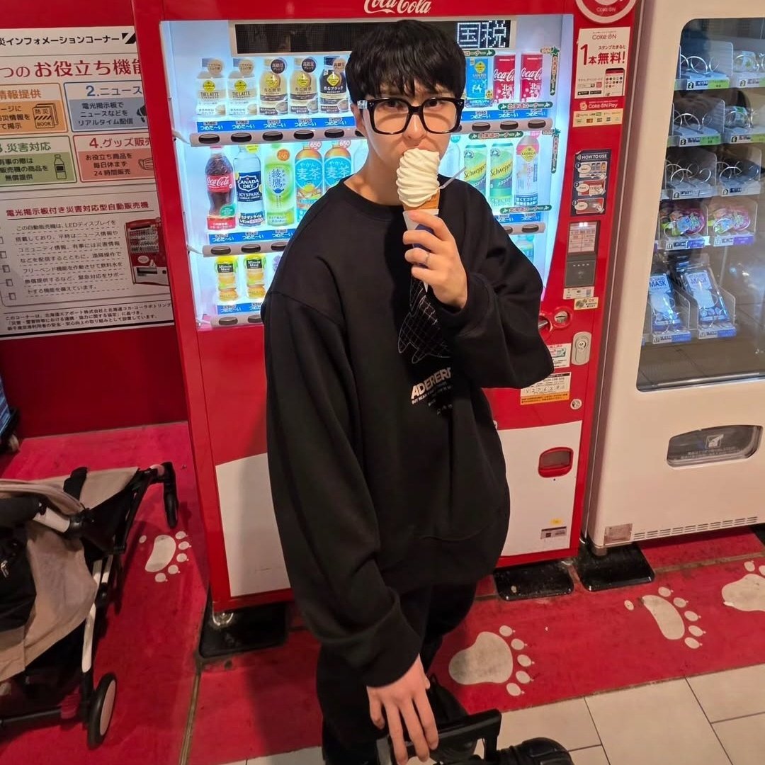 VIXX BASE tweet media