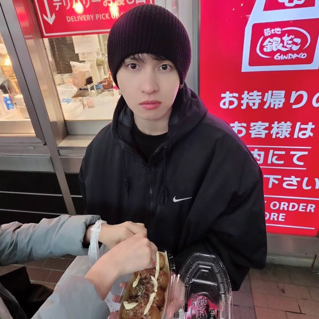 VIXX BASE tweet media