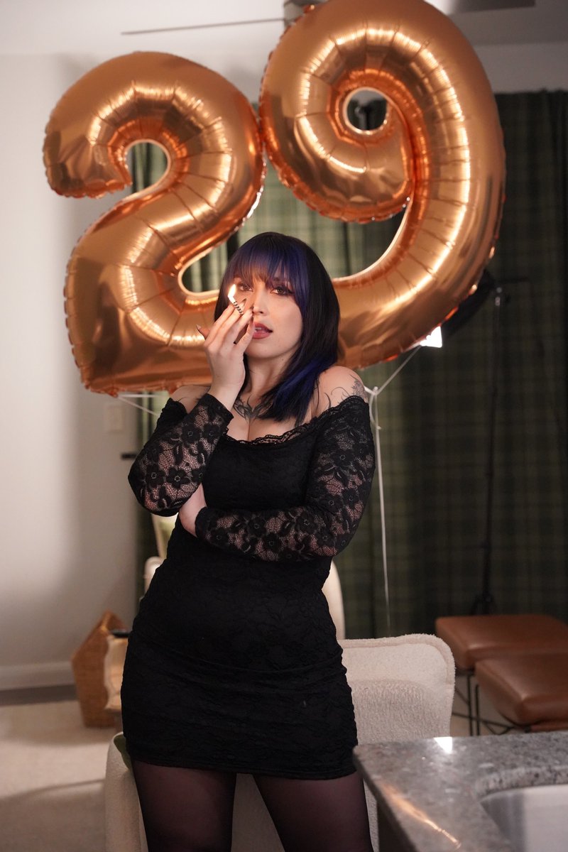 GHOST Manda 💜 tweet media