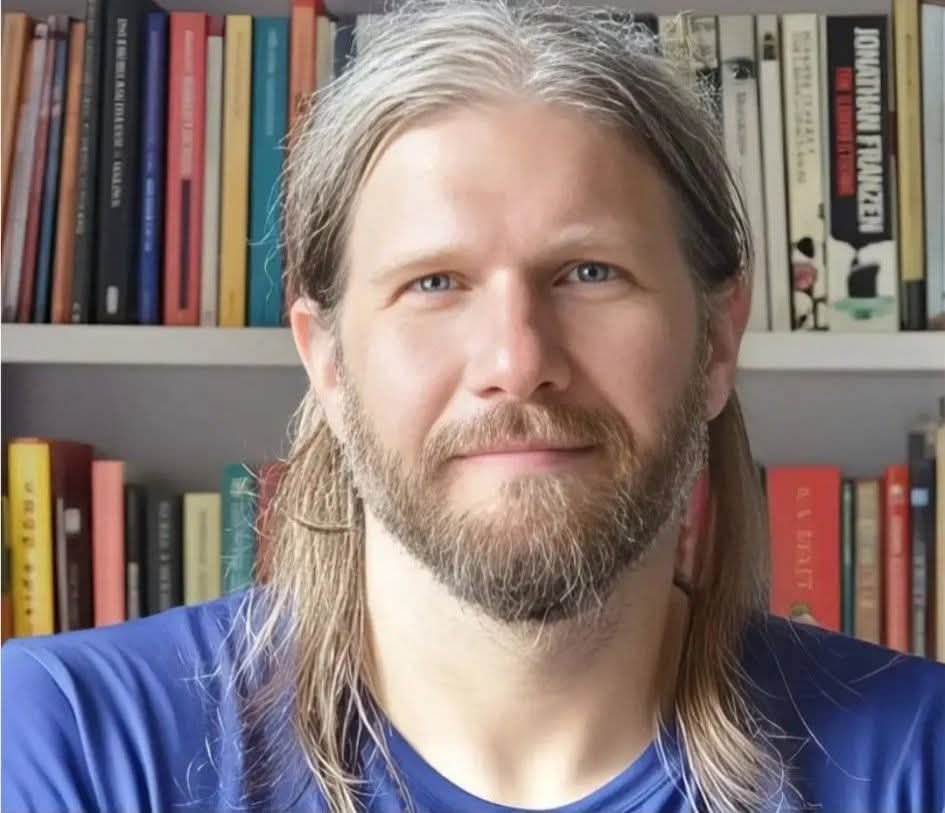 DENİZ_TOPRAK2 tweet media