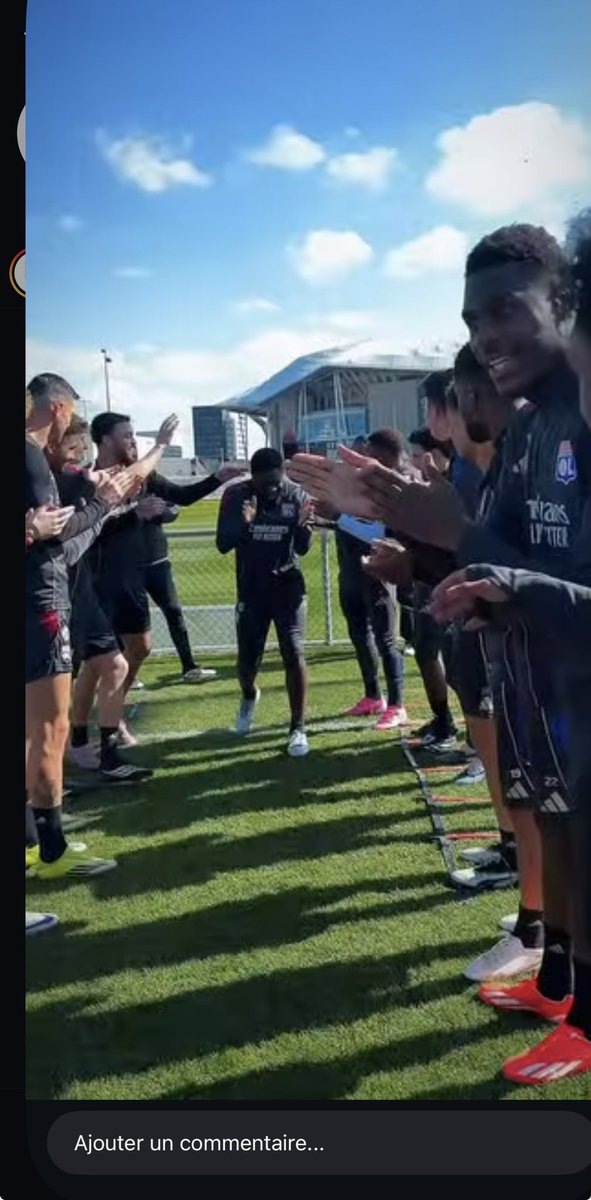 olavis69's tweet photo. @OL @moussa_nkt Kluivert ? https://t.co/otqgPTZSEA