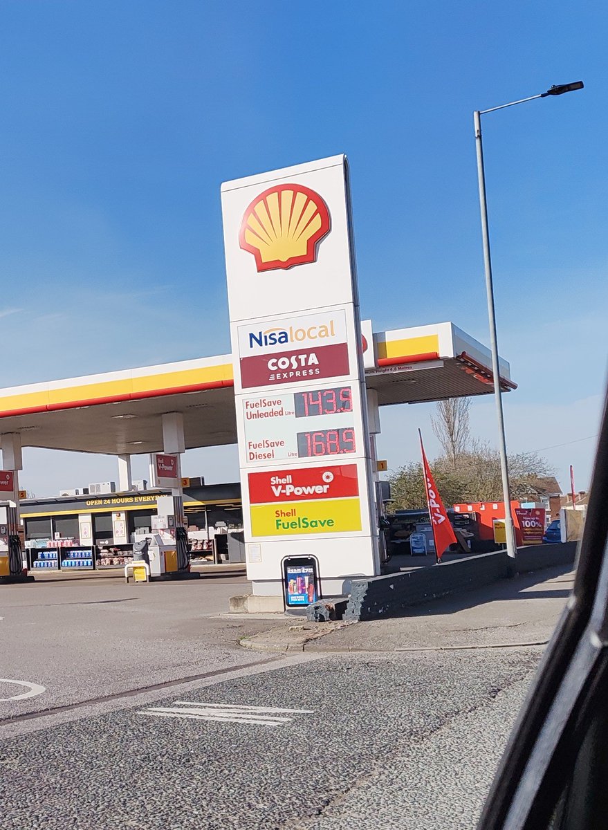 Jensenbutton tweet media