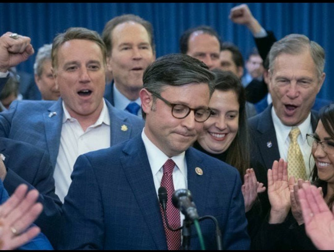 Dark Darling tweet media