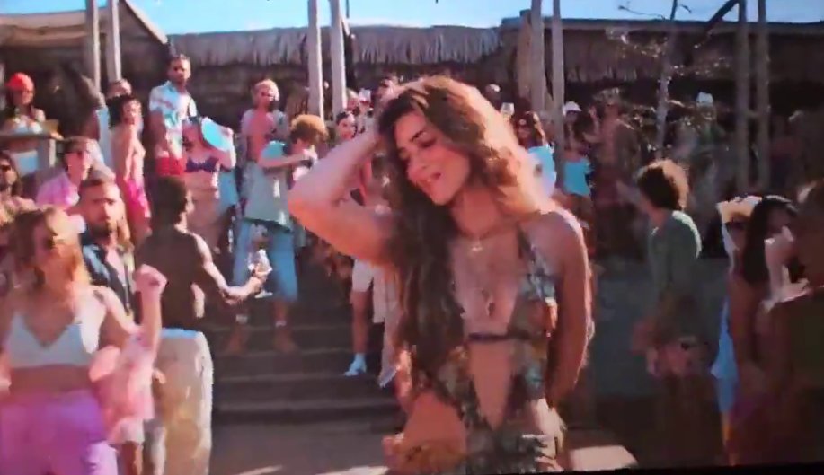 |.Shh..| tweet media