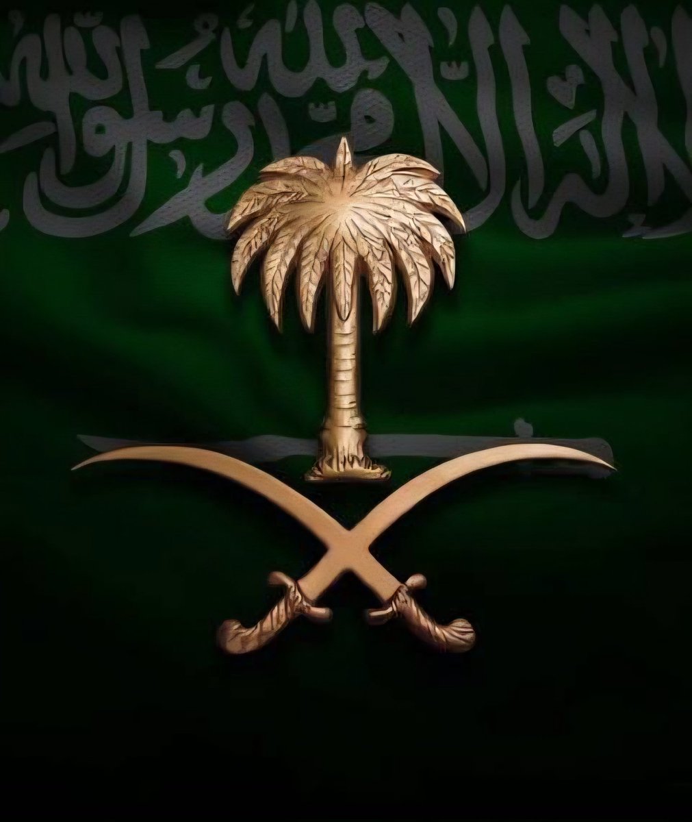 آمنة ومطمئنة ومحميمة ومحفوظة بحفظ الله.
هذه فيها دعوة إبراهيم عليه السلام وموطن خير البشر عليه السلام.
هذه القبلة وفيها الكعبة والمقام والمنارات بكل مكان.
قاتل الله أعداء وطننا وقادتنا