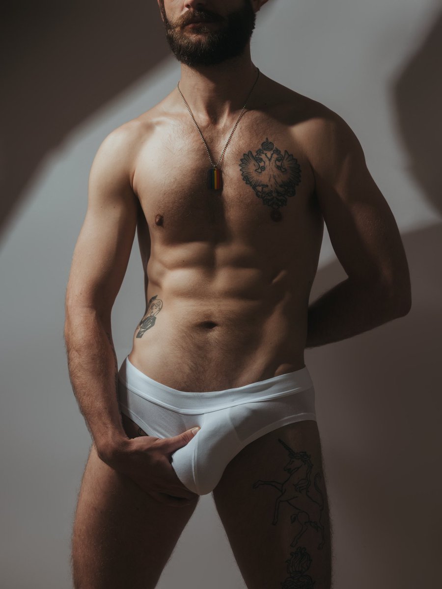 florentographie's tweet photo. I had to find a really stretchy underwear for @Bohem_Boy_  so that his monster 🍆 stays completely covered 😉 quite a view from every angle https://t.co/lnm8ShWEDe