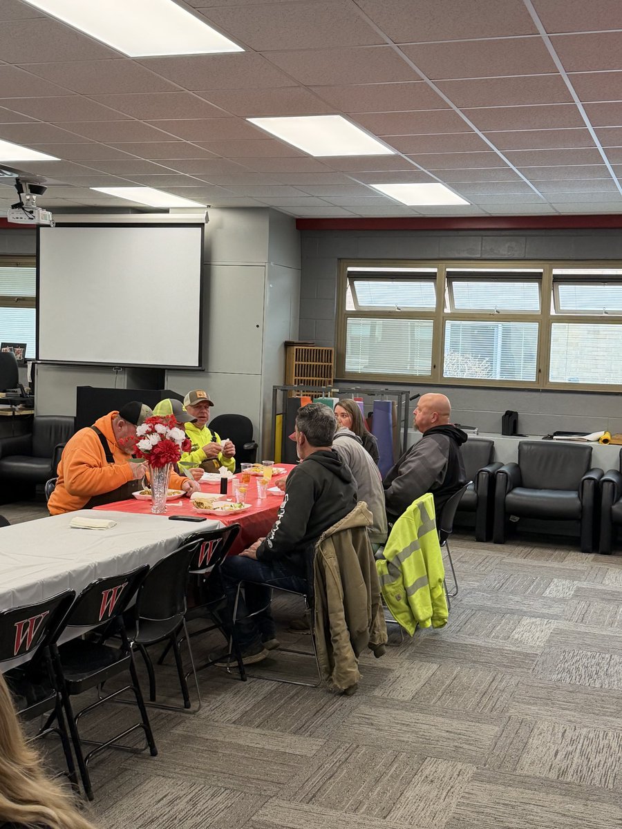 LPS_Supt's tweet photo. Proud day at Wapahani.

Our students hosted 50+ county workers, bus drivers, and Selma community members to say THANK YOU for keeping our schools safe this winter.

Huge shoutout to Ms. Murrell’s hospitality classes for an outstanding job.

@LPSelma1 https://t.co/0BwePOyAQr