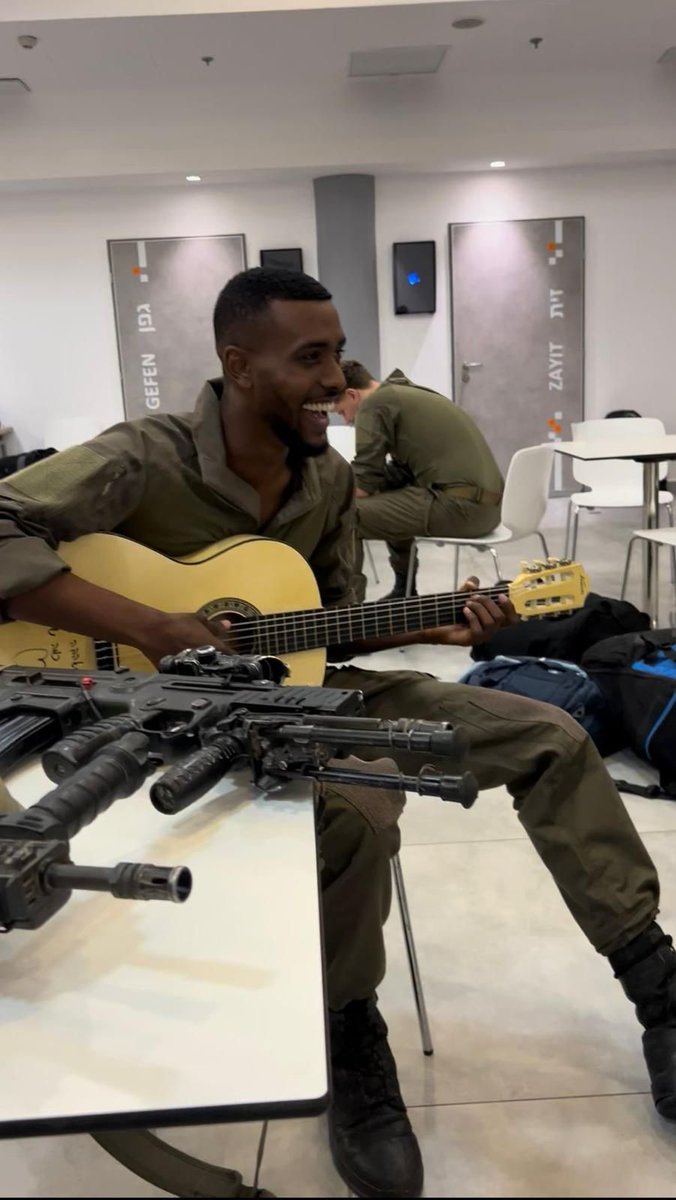 Documenting Israel tweet media