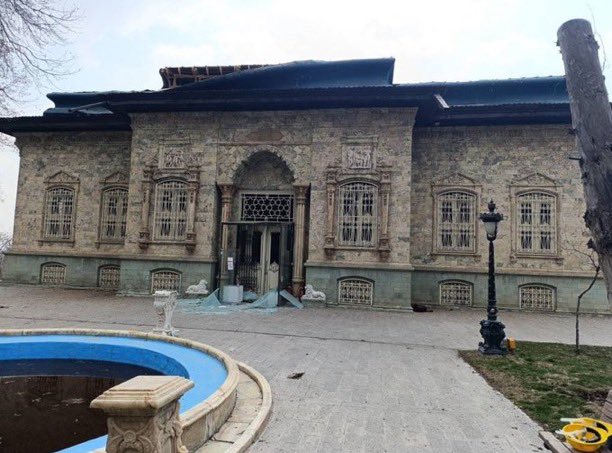 Atieh (عطیه بختیار) tweet media