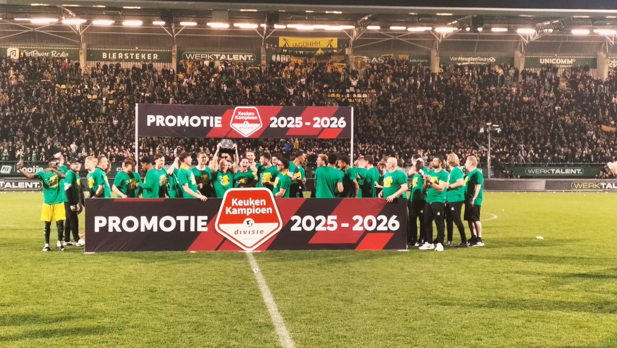 RichardAngel070's tweet photo. 🔰🍺 GUESS WHO'S BACK 🔰✌️
After 5 years we are back. Proud of our team. @ADODenHaag @johnvanzweden3 @eredivisie @ADODHVrouwen https://t.co/yzFBIl5Ms8